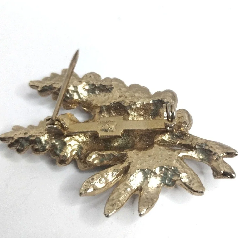 VTG WIBC Women's International Bowling Congress 1968 Gold Tone Brooch Pin Floral